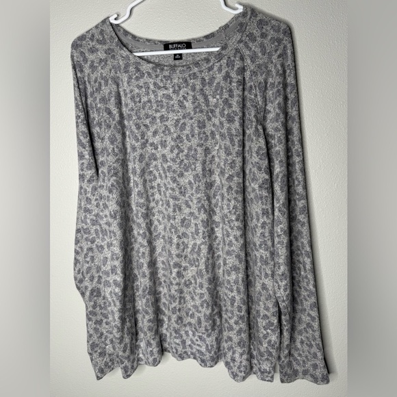 Women's Buffalo David Bitton long sleeve Leopard Print Sweater Stretchy size XL - Picture 1 of 3